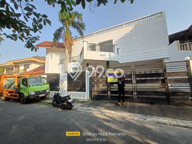 GOOD DEAL! Rumah Strategis di Mampang Prapatan, Luas 590m² Bangunan 390m² GOOD DEAL! Rumah Strategis di Mampang Prapatan, Luas 590m² Bangunan 390m²