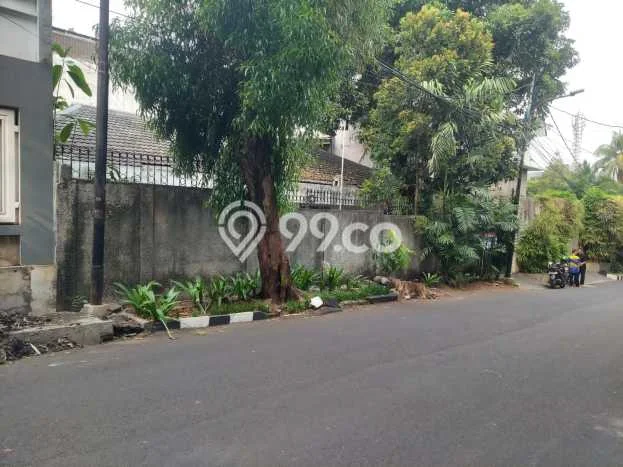 Rumah Eksklusif Dijual LT 348m2 di Kebayoran Baru, Jakarta Selatan Rumah Eksklusif Dijual LT 348m2 di Kebayoran Baru, Jakarta Selatan