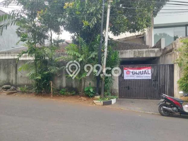 Rumah Eksklusif Dijual LT 348m2 di Kebayoran Baru, Jakarta Selatan Rumah Eksklusif Dijual LT 348m2 di Kebayoran Baru, Jakarta Selatan