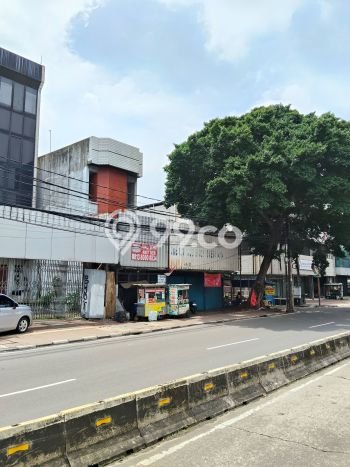 Ruko Paling Dicari LB 190m2 Dijual di Gambir Ruko Paling Dicari LB 190m2 Dijual di Gambir