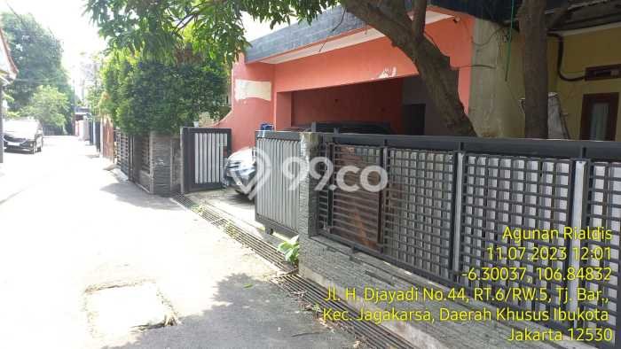 Rumah 3 KT 2 KM Luas Tanah 157m², Luas Bangunan 129m² di Jagakarsa, Jakarta Selatan Rumah 3 KT 2 KM Luas Tanah 157m², Luas Bangunan 129m² di Jagakarsa, Jakarta Selatan