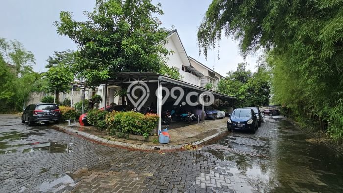 Rumah Exclusive 3 KT 2 KM di Kawasan Asri Pesanggrahan, Jakarta Selatan Rumah Exclusive 3 KT 2 KM di Kawasan Asri Pesanggrahan, Jakarta Selatan