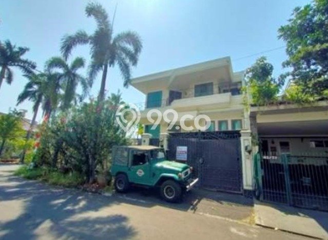 Hunian Eksklusif Dijual LT 335m2 di Kembangan, Jakarta Barat Hunian Eksklusif Dijual LT 335m2 di Kembangan, Jakarta Barat