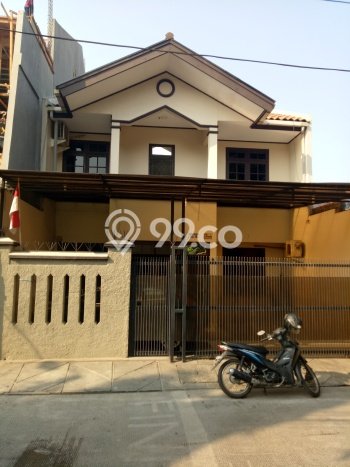 Rumah Strategis Minimalis Lb 120m2 di Grogol Petamburan, Jakarta Barat Rumah Strategis Minimalis Lb 120m2 di Grogol Petamburan, Jakarta Barat