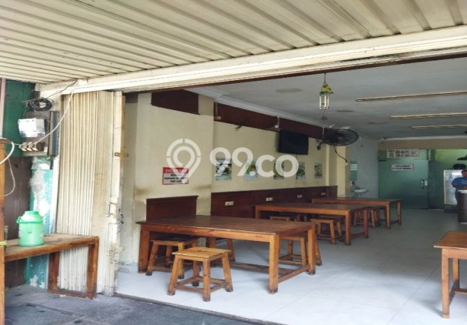 Ruko di , Luas 160m2m², Posisi Jalan Utama Ruko di , Luas 160m2m², Posisi Jalan Utama