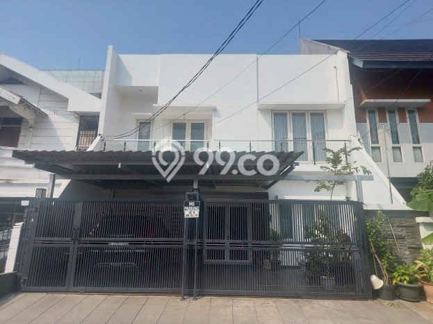 Hunian Eksklusif Siap Huni LT 153m2 di Kelapa Gading, Jakarta Utara Hunian Eksklusif Siap Huni LT 153m2 di Kelapa Gading, Jakarta Utara
