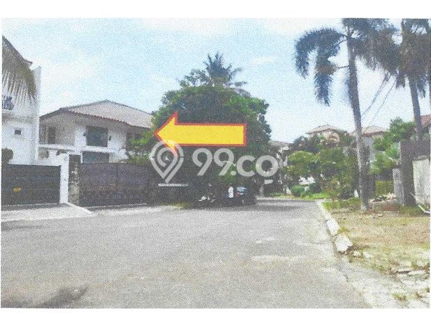 Rumah di Kebayoran Lama, Jakarta Selatan, LT 495m² Bangunan 600m² Rumah di Kebayoran Lama, Jakarta Selatan, LT 495m² Bangunan 600m²