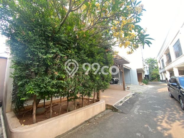 Rumah Terawat 3 KT 2 KM di Lokasi Premium Jagakarsa, Jakarta Selatan Rumah Terawat 3 KT 2 KM di Lokasi Premium Jagakarsa, Jakarta Selatan