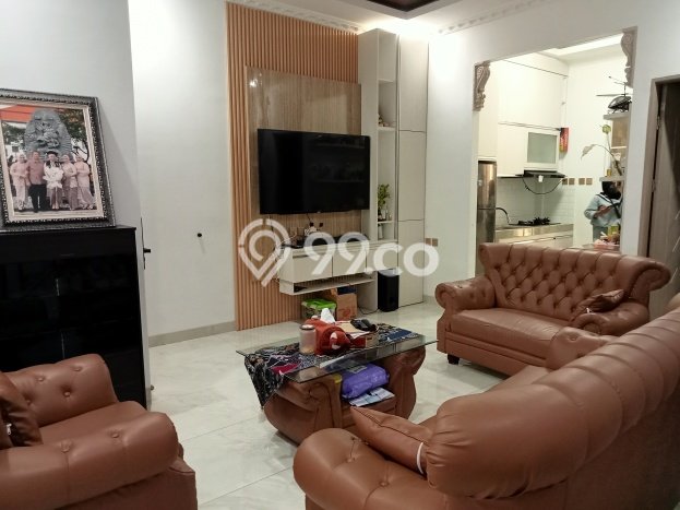 Dijual Rumah 4 Kamar Lokasi Ideal Bagus dan Strategis di Bekasi Timur Dijual Rumah 4 Kamar Lokasi Ideal Bagus dan Strategis di Bekasi Timur