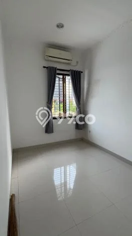 Lokasi strategis! Rumah siap huni dikontrakkan di Kelapa Gading LB 100m2 Lokasi strategis! Rumah siap huni dikontrakkan di Kelapa Gading LB 100m2