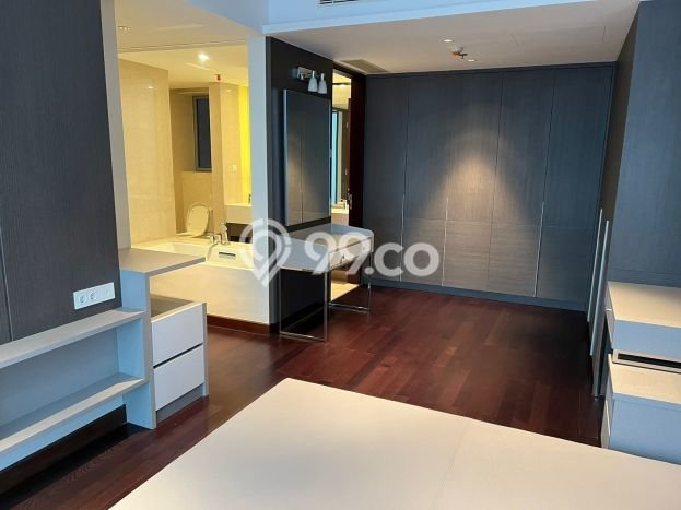 Unit Apartemen Luxury Dijual di Tanah Abang dengan 3 BR Unit Apartemen Luxury Dijual di Tanah Abang dengan 3 BR