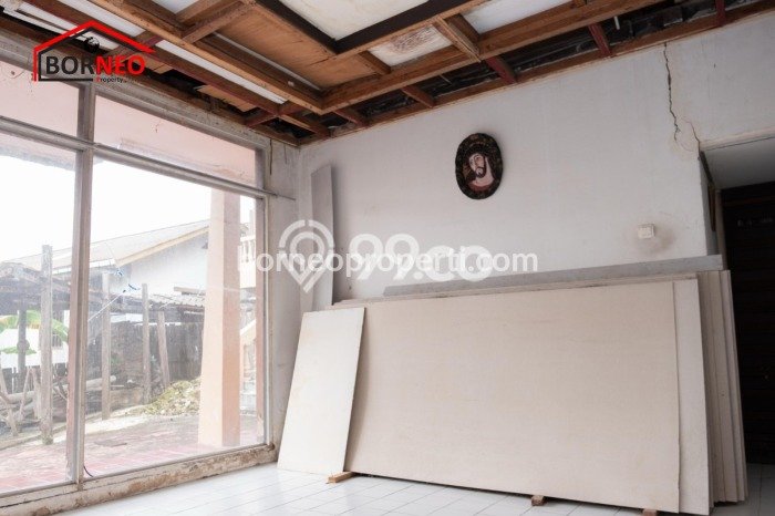 Hunian Cantik Modern Lb 500m2 di Balikpapan Tengah, Balikpapan Hunian Cantik Modern Lb 500m2 di Balikpapan Tengah, Balikpapan
