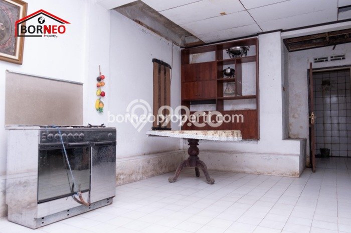 Hunian Cantik Modern Lb 500m2 di Balikpapan Tengah, Balikpapan Hunian Cantik Modern Lb 500m2 di Balikpapan Tengah, Balikpapan