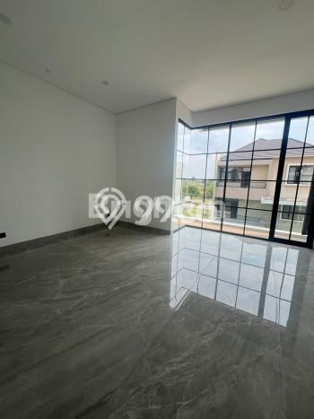 Dijual Rumah Mewah Exclusive di Wiyung, Surabaya Dijual Rumah Mewah Exclusive di Wiyung, Surabaya