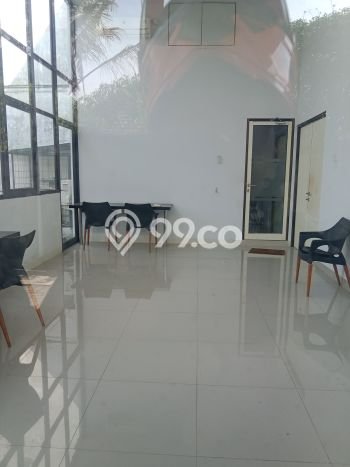 Unit Gudang Dijual di Surabaya LT 1190m2 & LB 300m2 Unit Gudang Dijual di Surabaya LT 1190m2 & LB 300m2