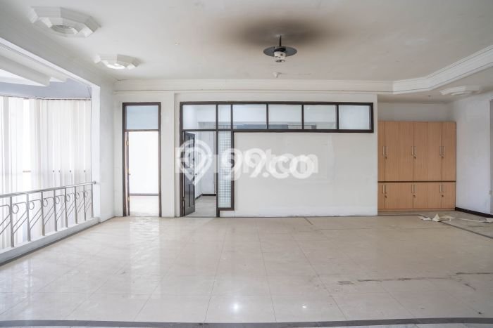 Dijual Rumah Mewah Elegan Dengan View Eksklusif di Jemursari, Surabaya Dijual Rumah Mewah Elegan Dengan View Eksklusif di Jemursari, Surabaya