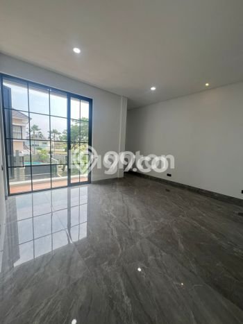 Dijual Rumah Mewah Exclusive di Wiyung, Surabaya Dijual Rumah Mewah Exclusive di Wiyung, Surabaya