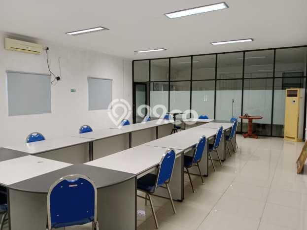 Gudang Dijual di Prime Area Mojokerto Luas 6600m2 Gudang Dijual di Prime Area Mojokerto Luas 6600m2