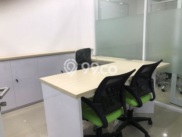 Disewakan Gudang Strategis Kawasan BSD City, Luas 612m², Area Berkembang Disewakan Gudang Strategis Kawasan BSD City, Luas 612m², Area Berkembang