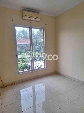 Disewakan! Rumah 3 Kamar Tidur &
2 Kamar Mandi di BSD City, Tangerang Disewakan! Rumah 3 Kamar Tidur &
2 Kamar Mandi di BSD City, Tangerang