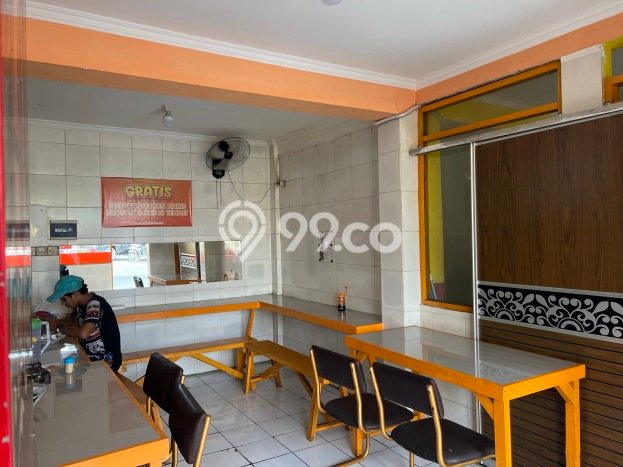 Ruko Dijual Lokasi Emas di Cibinong Luas 250m2 Ruko Dijual Lokasi Emas di Cibinong Luas 250m2