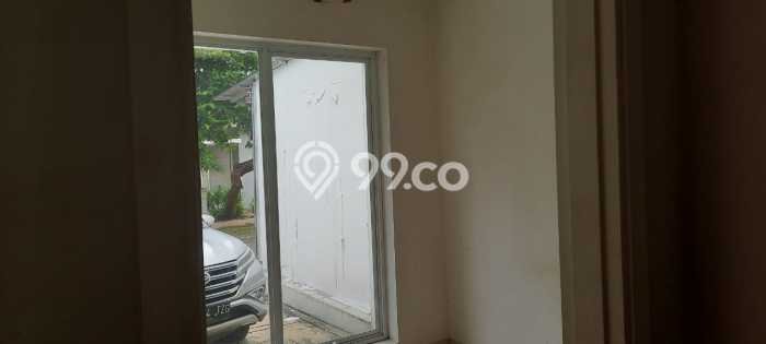 For Sale Rumah 2 Kamar Lokasi Ideal Bagus dan Strategis di Serpong For Sale Rumah 2 Kamar Lokasi Ideal Bagus dan Strategis di Serpong