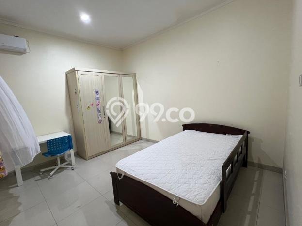 Disewakan! Rumah 4 Kamar Tidur &
3 Kamar Mandi di BSD, Tangerang Disewakan! Rumah 4 Kamar Tidur &
3 Kamar Mandi di BSD, Tangerang