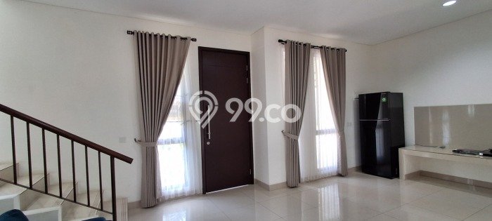 Disewakan! Rumah 3 Kamar Tidur &
3 Kamar Mandi di BSD, Tangerang Disewakan! Rumah 3 Kamar Tidur &
3 Kamar Mandi di BSD, Tangerang