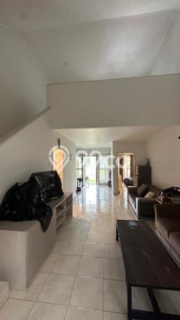 Rumah Luas Asri 3 KT Siap Huni di Suvarna Sutera Tangerang Rumah Luas Asri 3 KT Siap Huni di Suvarna Sutera Tangerang