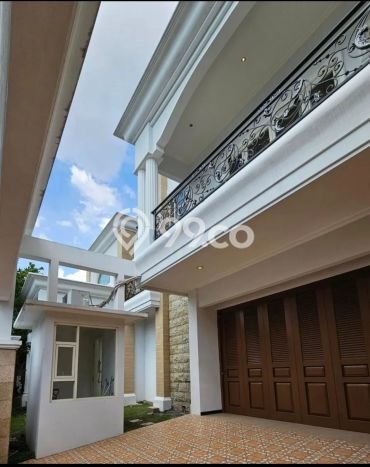 Dijual Rumah Premium dengan Fasilitas Sekitar Komplit di Tegalsari, Surabaya Dijual Rumah Premium dengan Fasilitas Sekitar Komplit di Tegalsari, Surabaya