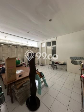 Dijual Rumah Mewah Elegan Dengan View Cantik di Citraland, Surabaya Dijual Rumah Mewah Elegan Dengan View Cantik di Citraland, Surabaya