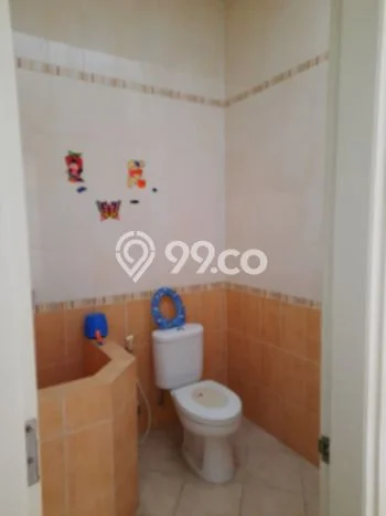 Rumah Kontrakan Surabaya LT 180m2 LB 180m2 Kawasan Gununganyar Rumah Kontrakan Surabaya LT 180m2 LB 180m2 Kawasan Gununganyar