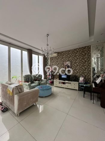Dijual Rumah Mewah Elegan Dengan View Cantik di Citraland, Surabaya Dijual Rumah Mewah Elegan Dengan View Cantik di Citraland, Surabaya