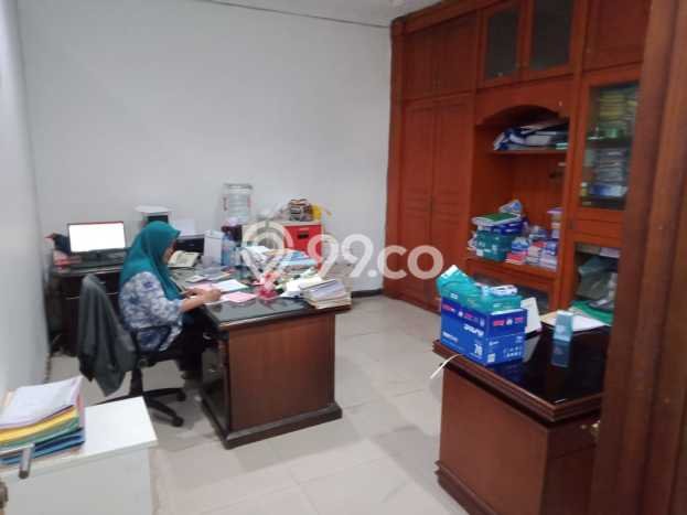 Gudang Dijual di Surabaya LT 2500m2 & LB 2900m2 Lokasi Terbaik! Gudang Dijual di Surabaya LT 2500m2 & LB 2900m2 Lokasi Terbaik!