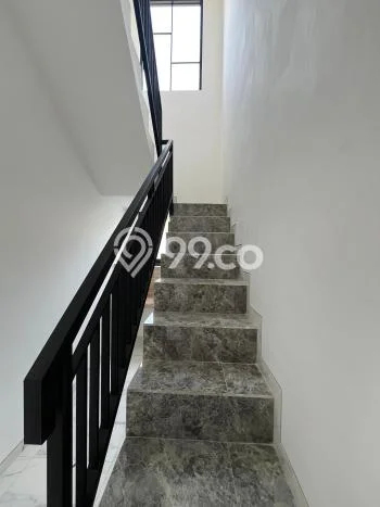 Jual Rumah Eksklusif 3 KT di Wonorejo, Surabaya Jual Rumah Eksklusif 3 KT di Wonorejo, Surabaya