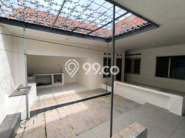 Lokasi strategis! Rumah siap pakai dikontrakkan di Tambaksari LB 217m2 Lokasi strategis! Rumah siap pakai dikontrakkan di Tambaksari LB 217m2