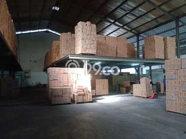 Gudang Dijual di Surabaya LT 2500m2 & LB 2900m2 Lokasi Terbaik! Gudang Dijual di Surabaya LT 2500m2 & LB 2900m2 Lokasi Terbaik!