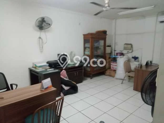 Gudang Dijual di Surabaya LT 2500m2 & LB 2900m2 Lokasi Terbaik! Gudang Dijual di Surabaya LT 2500m2 & LB 2900m2 Lokasi Terbaik!
