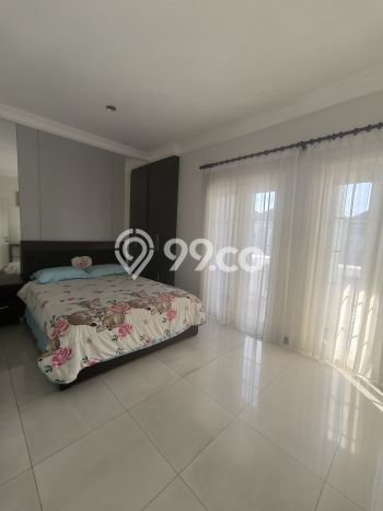Rumah Luxury Modern Tanpa Renovasi di Citraland Surabaya Rumah Luxury Modern Tanpa Renovasi di Citraland Surabaya