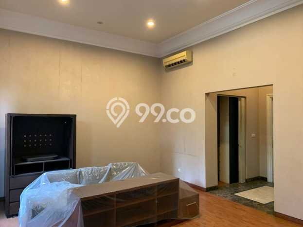Rumah Luxury Modern Tanpa Renovasi di Kertajaya Surabaya Rumah Luxury Modern Tanpa Renovasi di Kertajaya Surabaya