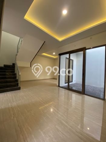 Dijual Rumah Luas Megah Dengan View Eksklusif di Citraland, Surabaya Dijual Rumah Luas Megah Dengan View Eksklusif di Citraland, Surabaya