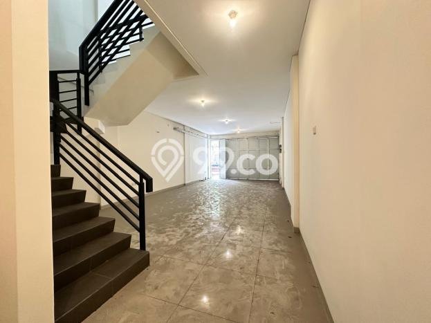 Ruko Bagus Dijual LB 200m2 Lokasi Strategis Bandung Area Cocok untuk Bisnis Ruko Bagus Dijual LB 200m2 Lokasi Strategis Bandung Area Cocok untuk Bisnis