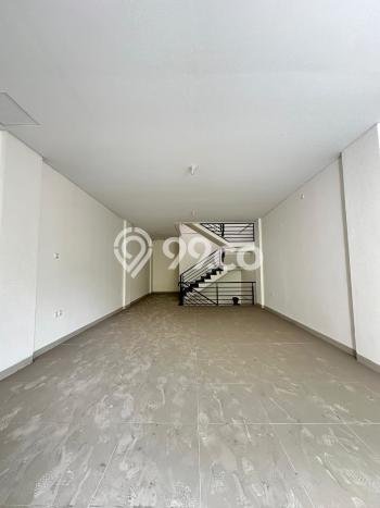 Ruko Bagus Dijual LB 200m2 Lokasi Strategis Bandung Area Cocok untuk Bisnis Ruko Bagus Dijual LB 200m2 Lokasi Strategis Bandung Area Cocok untuk Bisnis