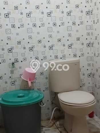 For Sale Rumah 4 Kamar Lokasi Ideal Bagus dan Strategis di Laweyan For Sale Rumah 4 Kamar Lokasi Ideal Bagus dan Strategis di Laweyan