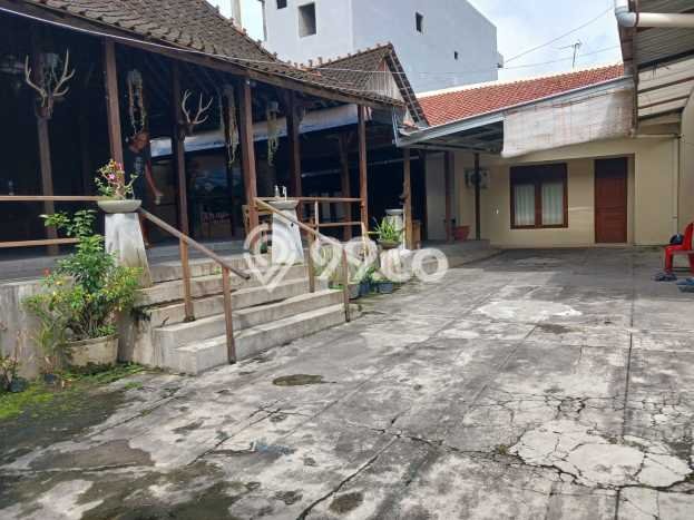 Dijual Hunian Mewah dengan Fasilitas Sekitar Lengkap di Laweyan, Surakarta Dijual Hunian Mewah dengan Fasilitas Sekitar Lengkap di Laweyan, Surakarta