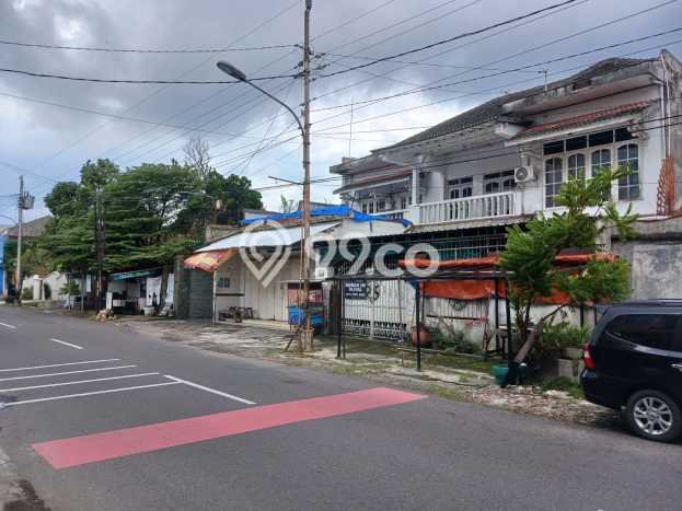 Hunian Eksklusif Dijual LT 231m2 di Laweyan, Surakarta Hunian Eksklusif Dijual LT 231m2 di Laweyan, Surakarta