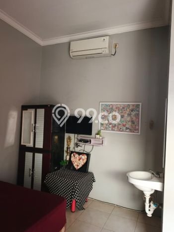 Unit Kost Dijual di Laweyan dengan 10 Kamar Tidur & Luas Bangunan 300m2 Unit Kost Dijual di Laweyan dengan 10 Kamar Tidur & Luas Bangunan 300m2