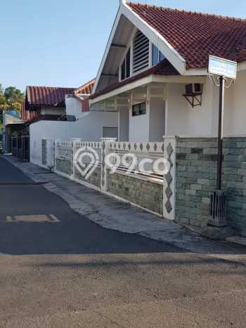 Siap Huni Hunian Elit 5 Kamar di Laweyan Dekat ke Mana Pun Siap Huni Hunian Elit 5 Kamar di Laweyan Dekat ke Mana Pun