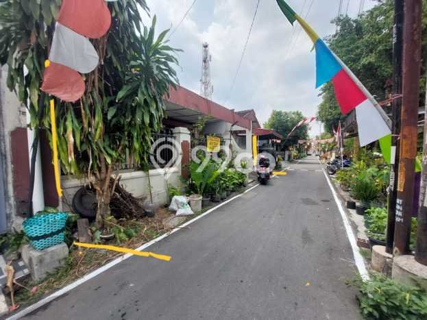 Rumah Modern Minimalis 1 Kamar Bisa Langsung Pindah di Laweyan Rumah Modern Minimalis 1 Kamar Bisa Langsung Pindah di Laweyan