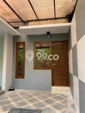 For Sale Rumah 4 Kamar Lokasi Ideal Nyaman dan Strategis di Laweyan For Sale Rumah 4 Kamar Lokasi Ideal Nyaman dan Strategis di Laweyan